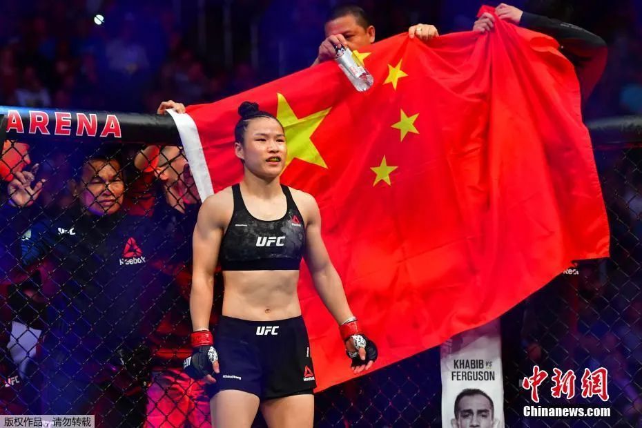 張偉麗是中國女拳王。
