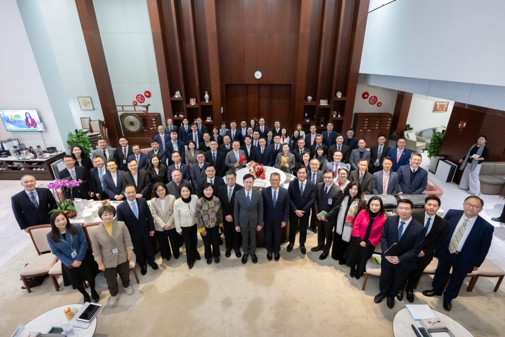 新一屆立法會開局至今已經一個月，前廳交流會今早（4日）首次舉行。立法會秘書處圖片