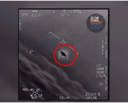 「To The Stars Academy」2015年影片。影片截圖