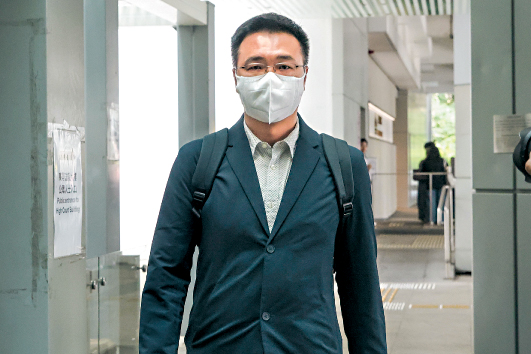 湯榮幸稱由蔡天鳳負責賣樓及決定售價，再主動提供精美單位照片。