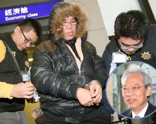 甘俊松（中）去年低遣送回台。小圖為港商黃煜坤。資料圖片