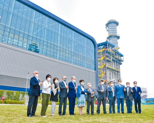 特首林鄭月娥等昨出席龍鼓灘發電廠新機組開幕禮。