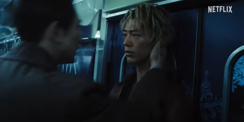 預告片中見到町田追上列車,更疑似要「埋牙」激吻竹內。 預告片中見到町田追上列車,更疑似要「埋牙」激吻竹內。