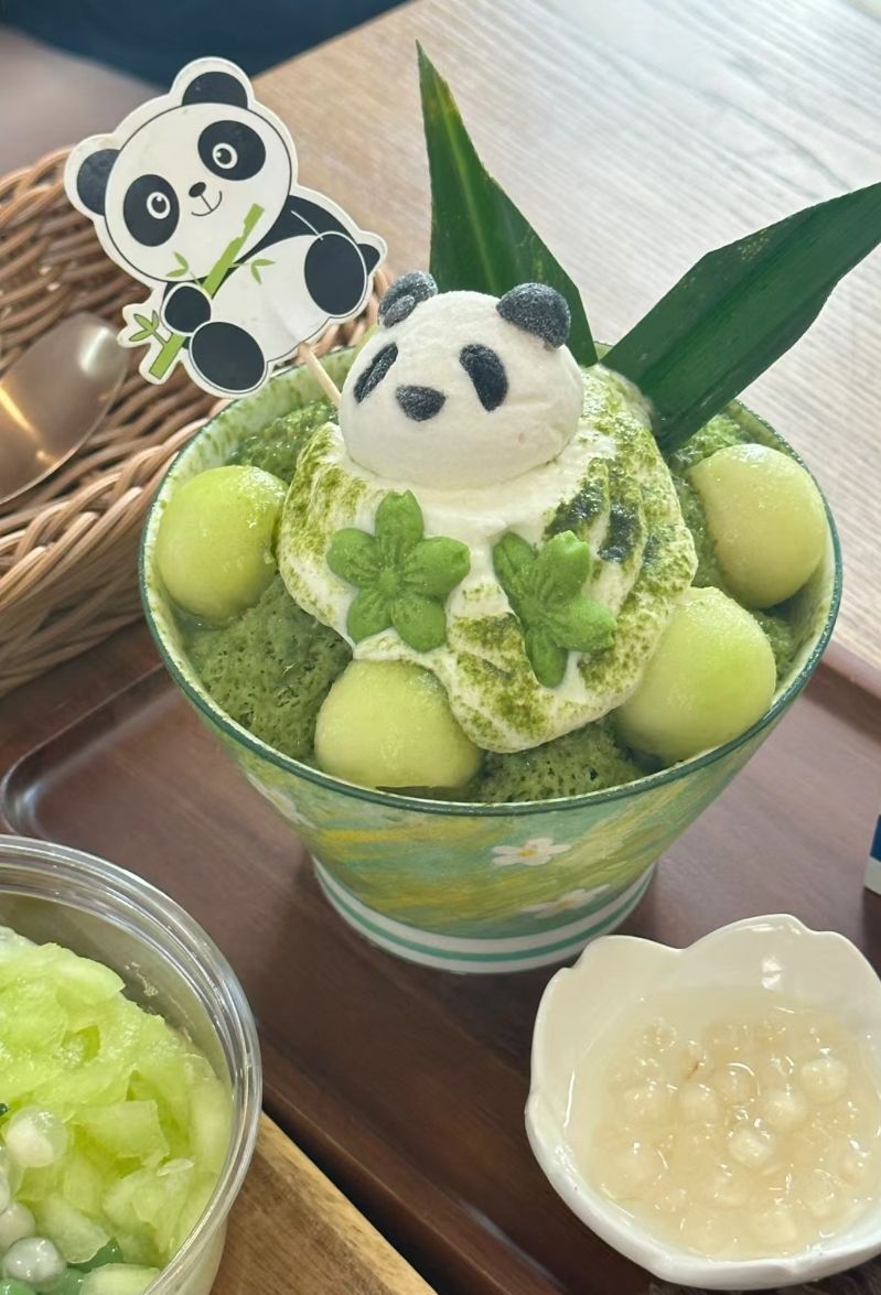 广州网红美食2024｜4. 井泽冰甜　熊猫抹茶蜜瓜冰造型可爱，深受潮男潮女欢迎。（图片来源：小红书）