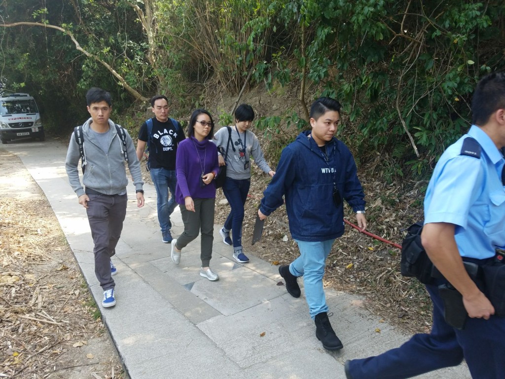 警員在大潭篤水塘附近調查