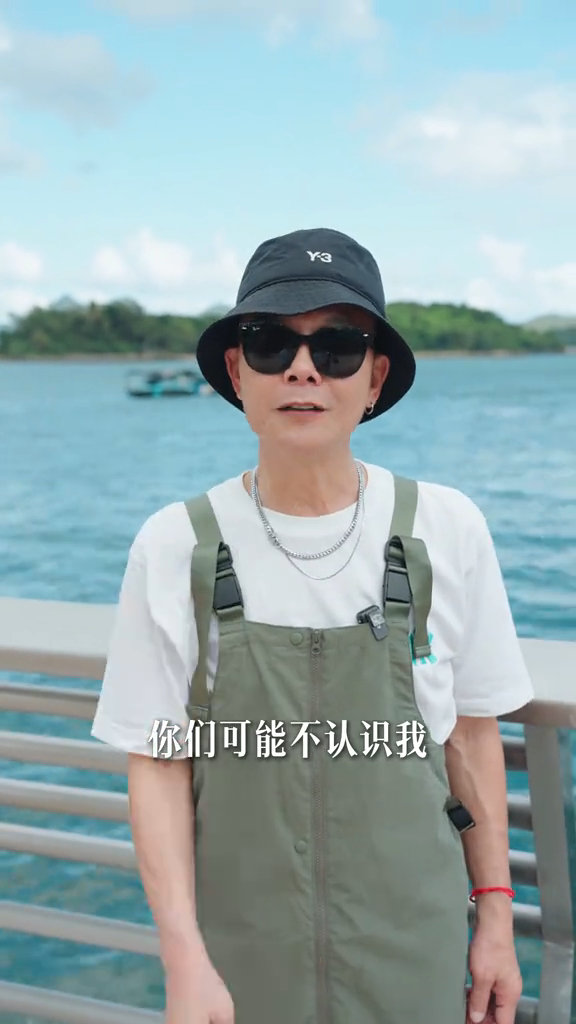 錢小豪早前進駐抖音，首條短視頻就跟粉絲展現光頭。