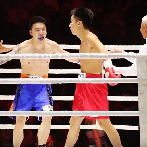 Toyz去年与锺培生在台北小巨蛋上演拳赛。