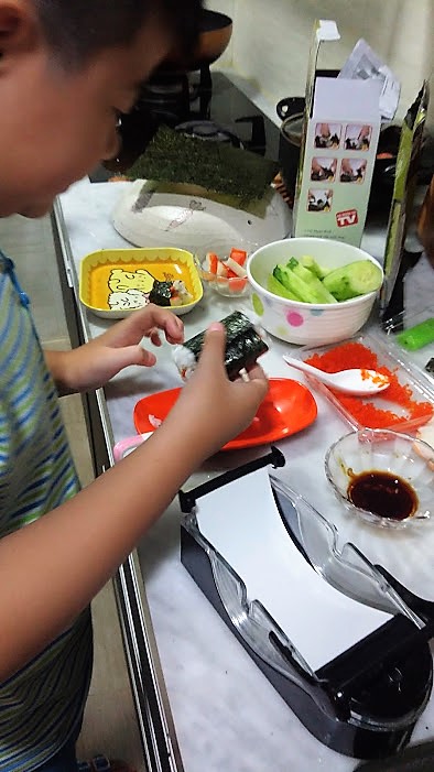 周師傅的子女曾在父親節當天，親自下廚為其準備專屬晚餐。