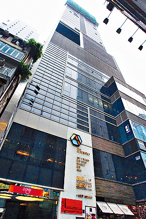 銅鑼灣Zing!全層單位,意向呎租32元。 銅鑼灣Zing!全層單位,意向呎租32元。