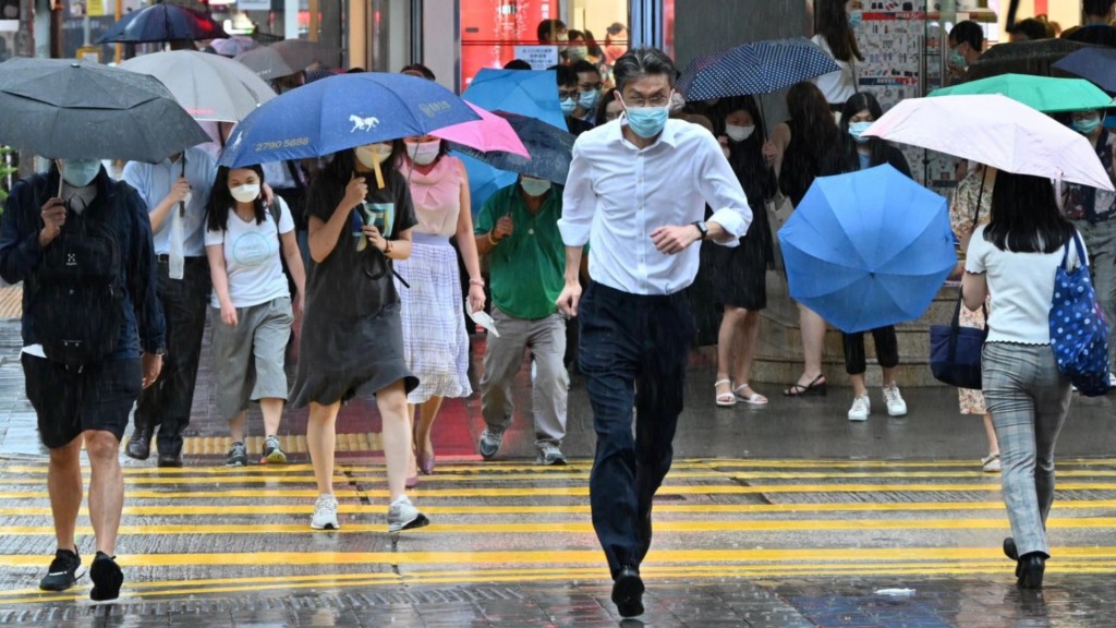 天文台呼吁市民留意天文台的最新天气预测和天气变化。资料图片