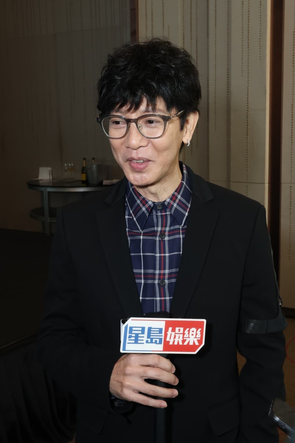 羅金榮稱未有同黃子華談論男女感情事。