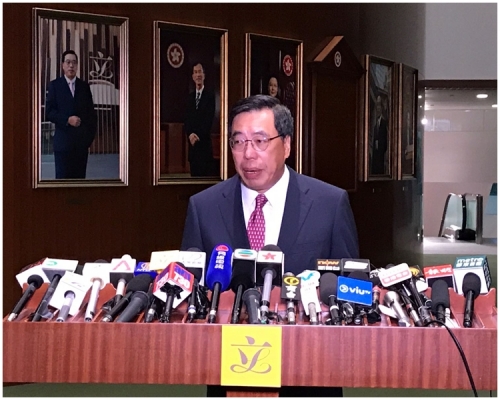 梁君彥稱要維護程序公義,讓議員有足夠時間辯論。