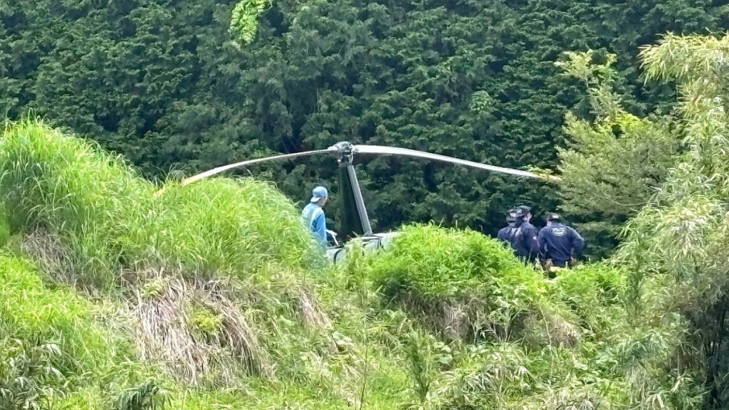 日媒報道指急降的觀光直升機載有2名來自香港的遊客。