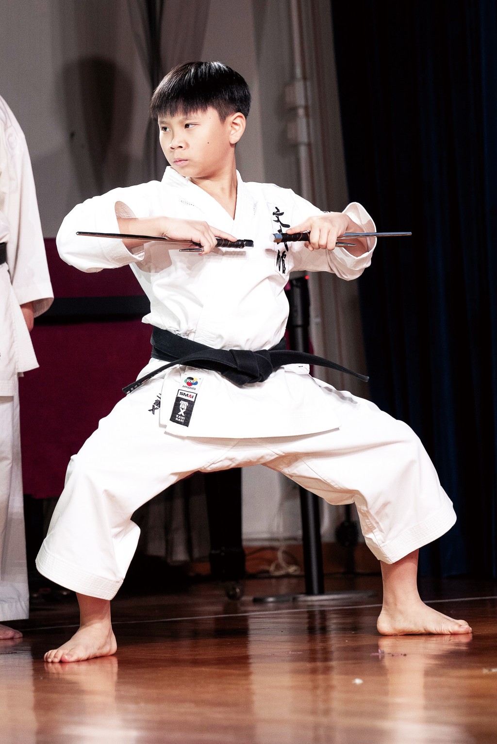 莃哲自K2便加入青協空手道班,經過7年堅持,現已考獲黑帶初段。指導他的教練胡樂敏,是前香港空手道代表隊運動員。 莃哲自K2便加入青協空手道班,經過7年堅持,現已考獲黑帶初段。指導他的教練胡樂敏,是前香港空手道代表隊運動員。