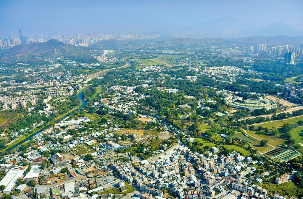 粉岭北换地后作住宅发展每方呎标准金额补价约3484元跌约31.8%。