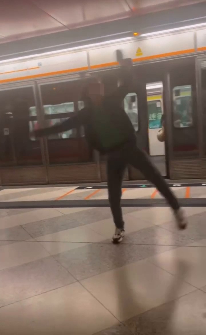 facebook截圖（資料來源：Soso Chan＠facebook車cam L（香港群組））