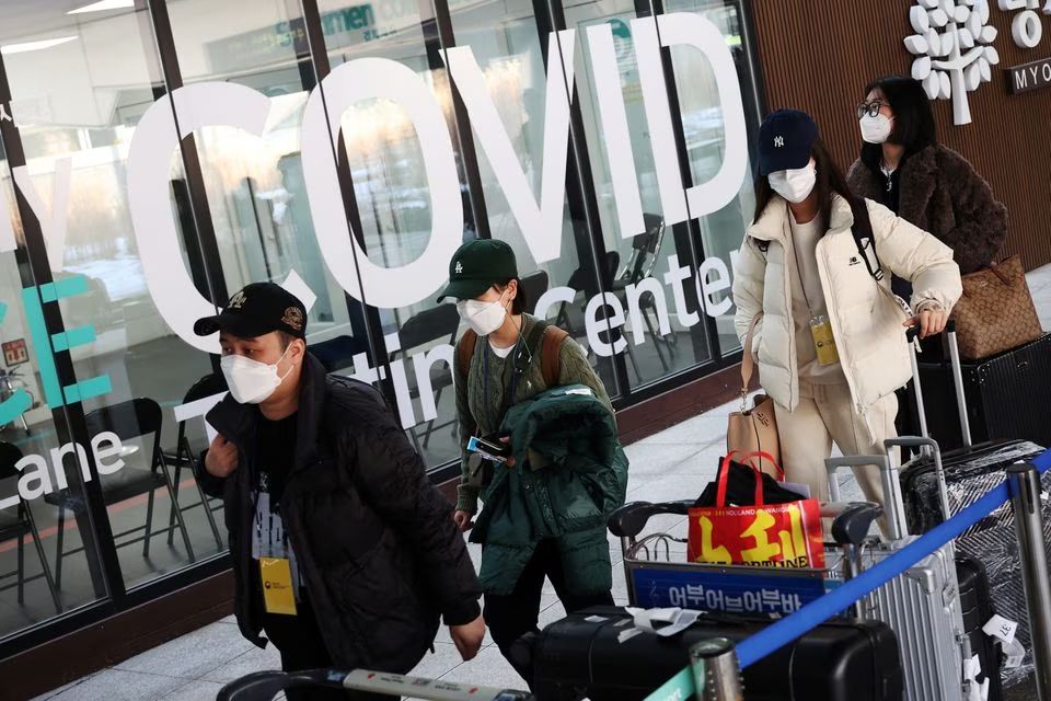 南韩恢旅签发中国旅客赴韩短期签证。 路透