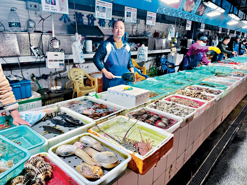 香洲灣仔海鮮街的海鮮攤檔