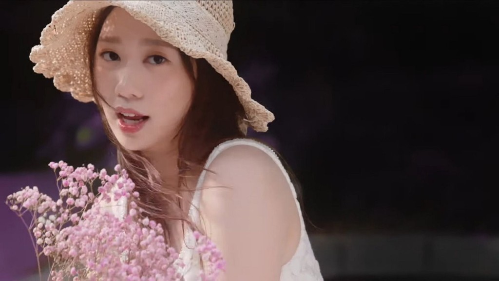 甄济如首支单曲《idk》已在全亚洲推出，MV同时在网上曝光。