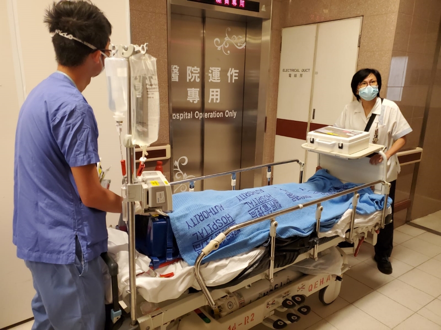 其中一人昏迷送院。蔡楚輝攝