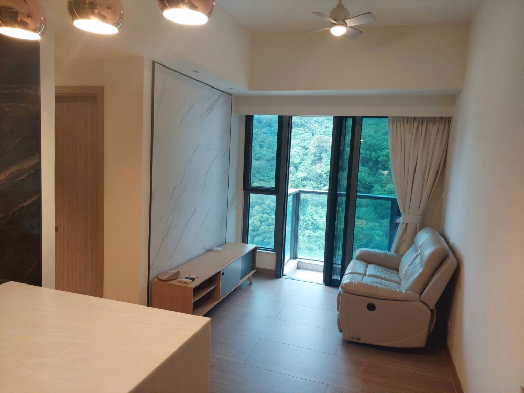 筲箕灣形薈2座高層A室，實用面積539方呎，最新叫價1280萬。