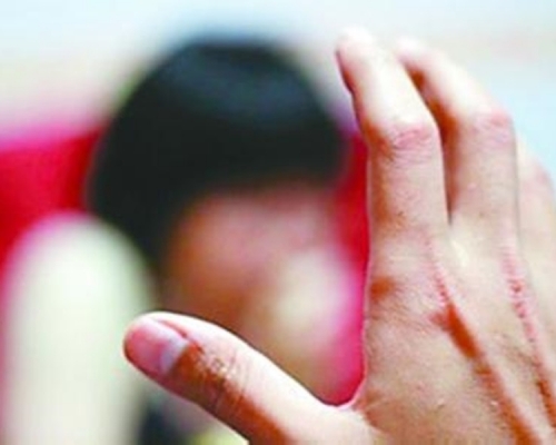 小文遭多人性侵致两度怀孕。配图与本文无关