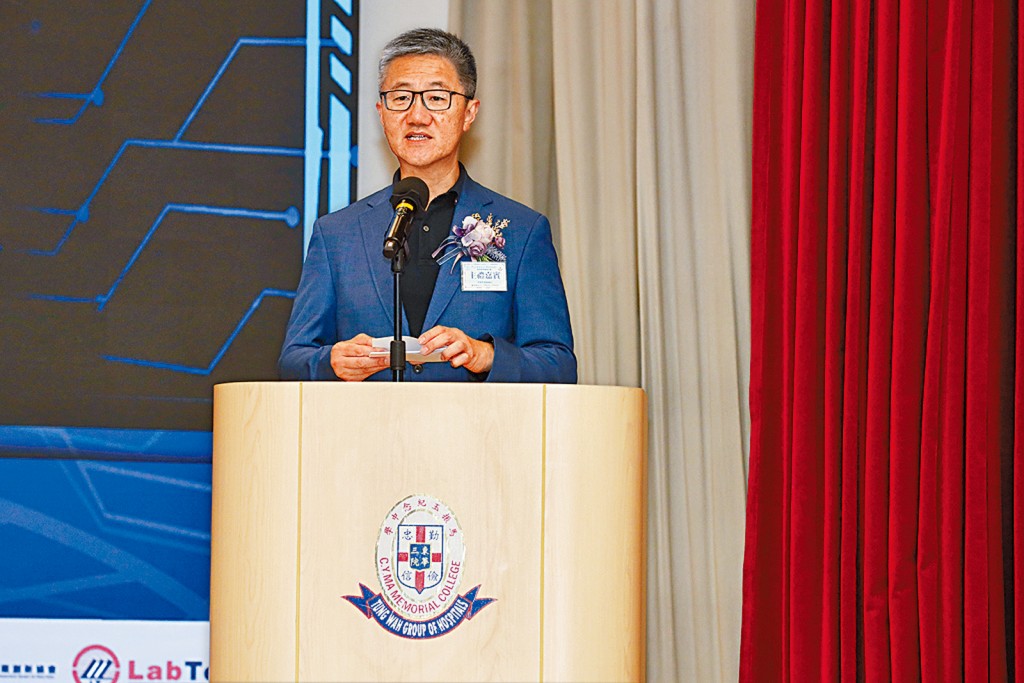 時任警務處處長蕭澤頤,PDSM,PMSM蒞臨主禮並致辭。 時任警務處處長蕭澤頤,PDSM,PMSM蒞臨主禮並致辭。