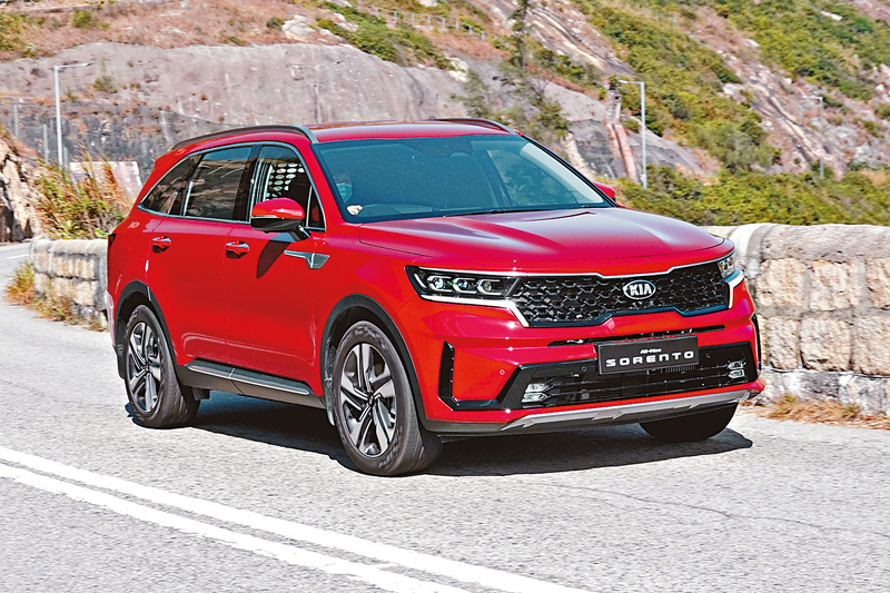 ●全新Sorento Diesel GT柴油頂級版外形及配套跟汽油GT版沒大分別，售價$328,000起。