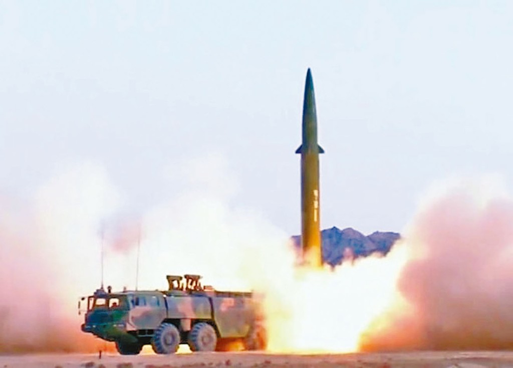 外媒關注中國試射導彈。