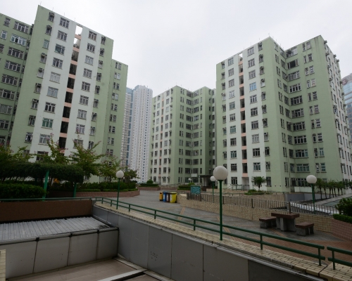 德福花園兩房705萬沽 低市價6%。