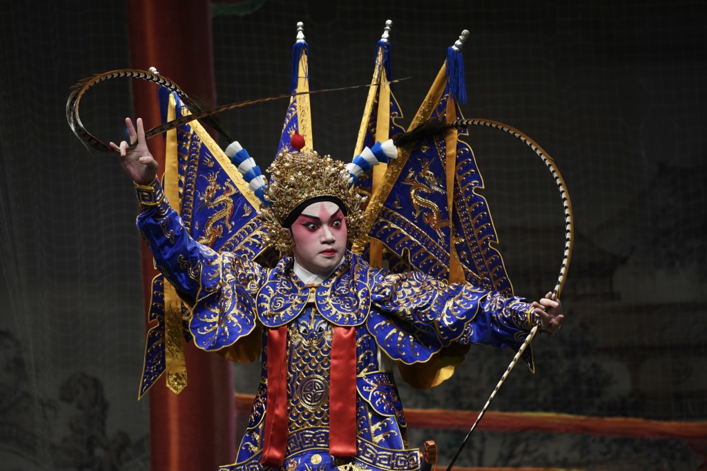 香港粵劇界不乏人才，只欠更全面的培訓制度。
