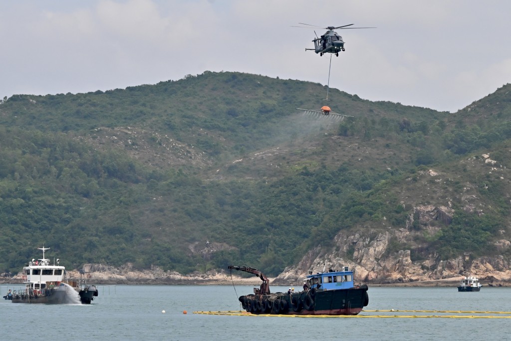 演习测试相关政府部门在香港水域内发生海上溢油及溢漏有害有毒物质事故时的应变能力。政府新闻处