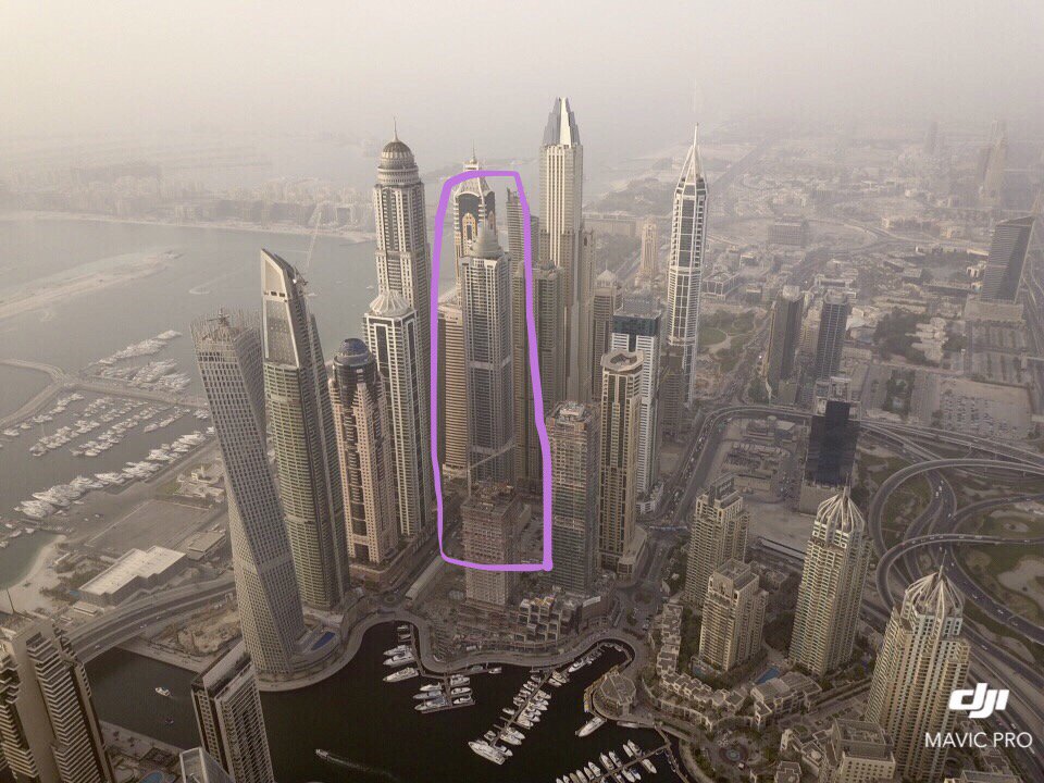 紫圈內是起火的火炬塔。網圖