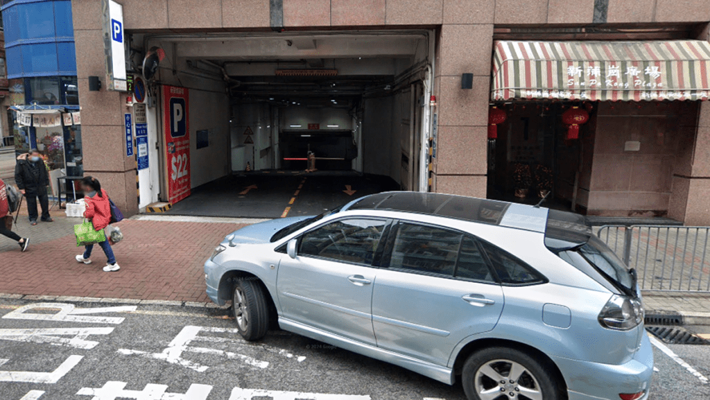 原本住啟德的王先生在今年初以89萬元購入新蒲崗的車位自用。 原本住啟德的王先生在今年初以89萬元購入新蒲崗的車位自用。