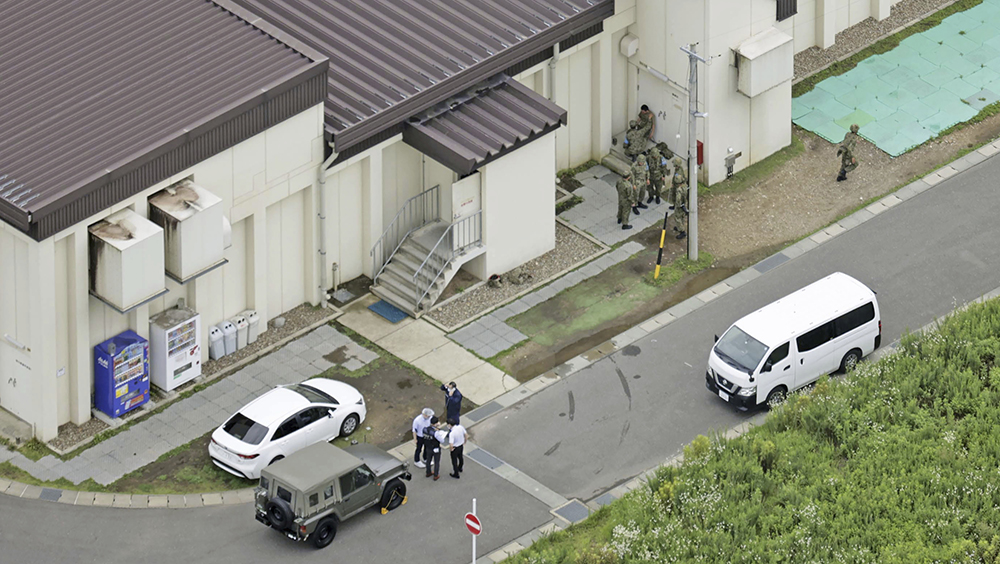 日本自衞隊射擊場槍擊案，疑犯承認是鎖定教官行兇，已以謀殺罪移送檢察院。AP