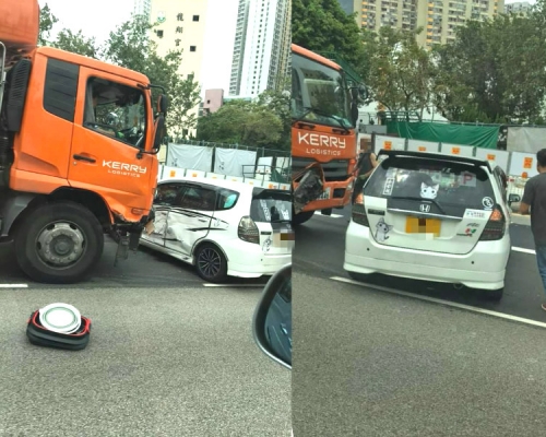 貨車撞上私家車。網民
Coco Yiu‎圖片