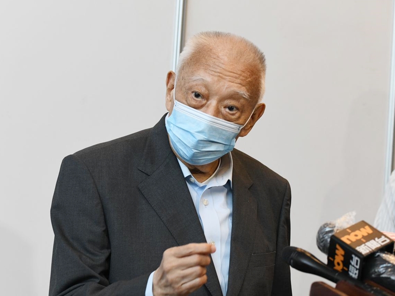 董建華呼籲市民積極參與、守望相助,共同參與疫情鬥爭。