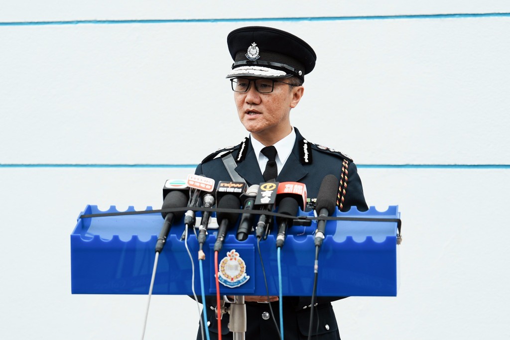 萧泽颐指近几年投考警队人数乐观。