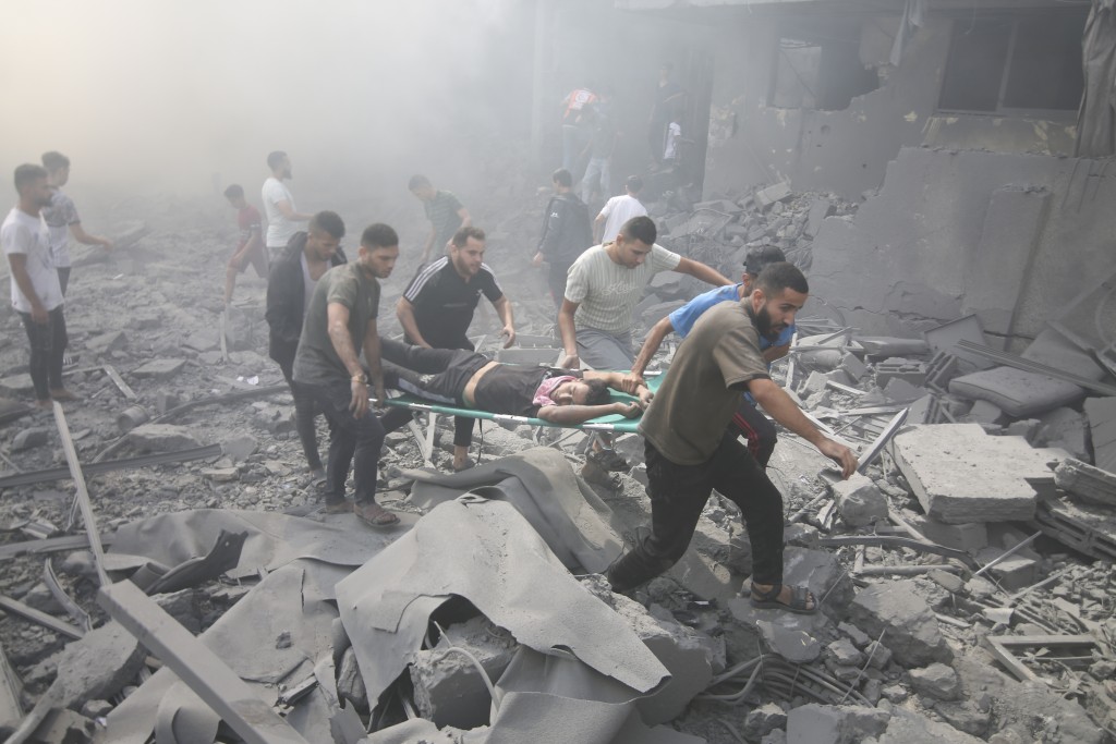 加沙連日遭以色列空襲，造成數千人死傷。美聯社