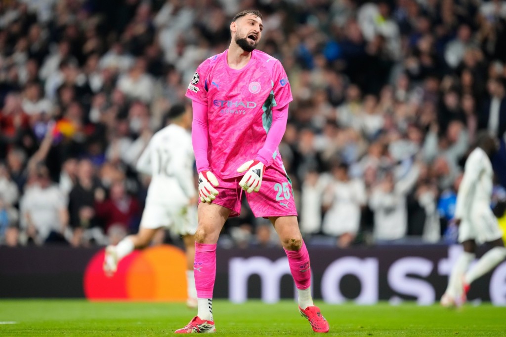 當拿隆馬救出雲尼斯奧斯的12碼。美聯社