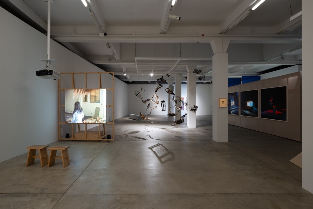 中國經濟拓展下 現實藝術敘事 「保持在線：全球供應」