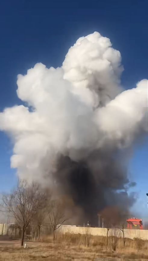 蒙古包頭市有工廠區爆炸。