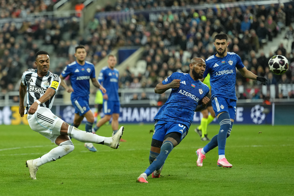 紐卡素次回合主場以3：2擊敗卡拉巴克。美聯社