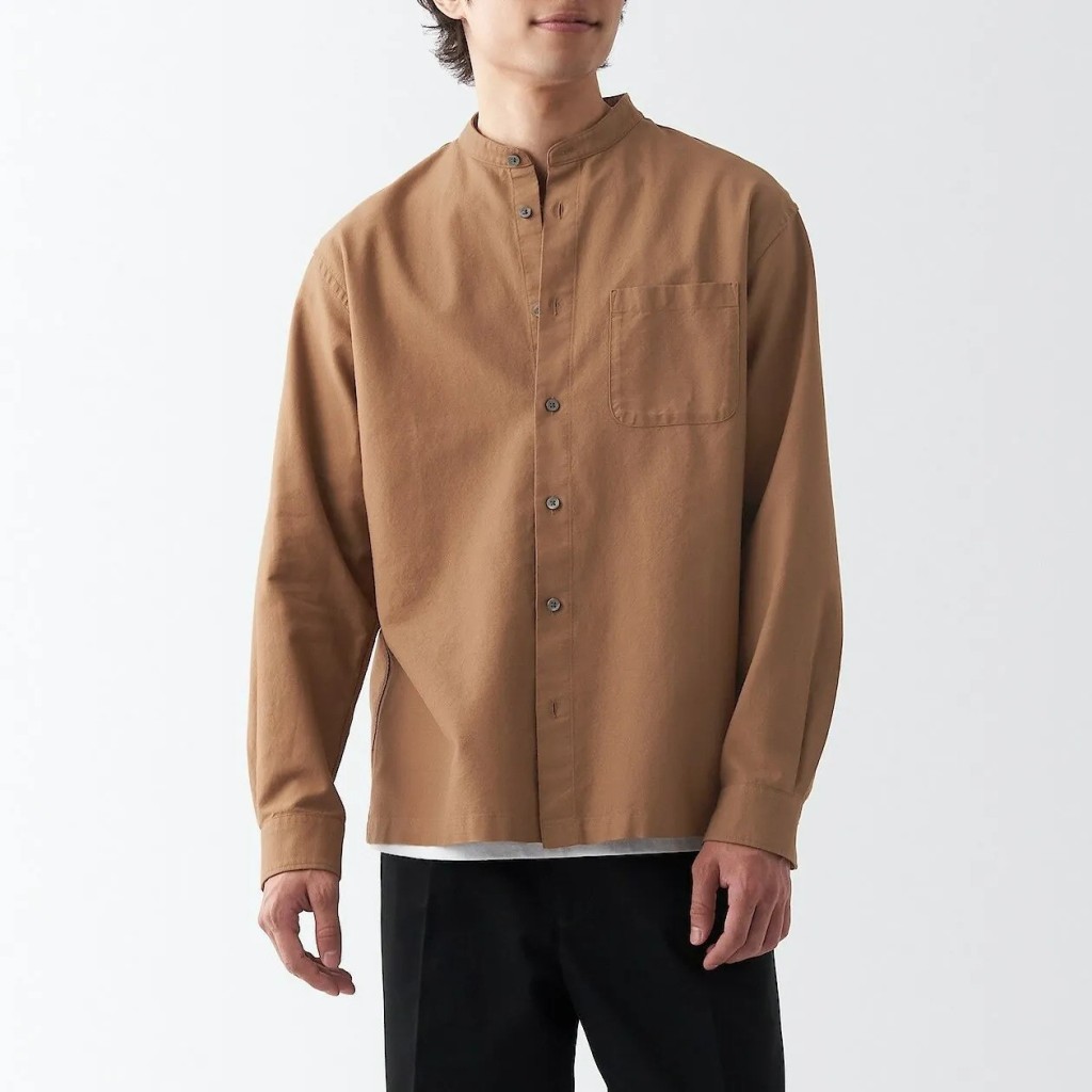男装有机棉牛津纺领扣长袖裇衫/原价$228、现售$182/MU。
