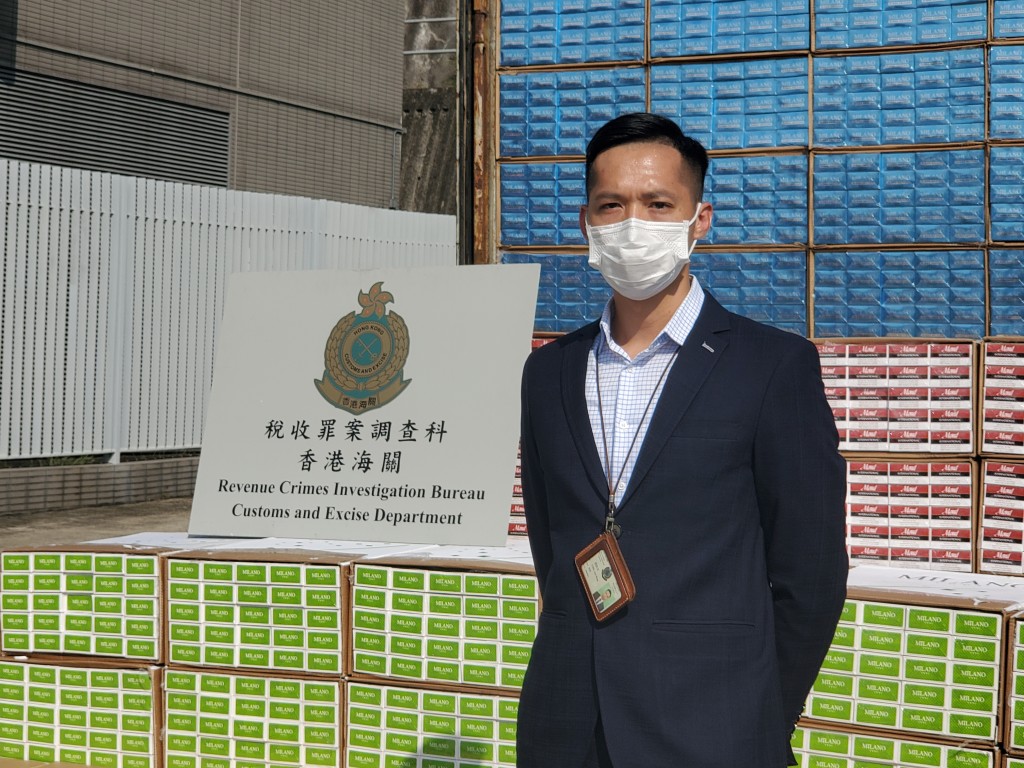 海关税收罪案调查科税收调查第一组调查主任赵启荣讲述案情。