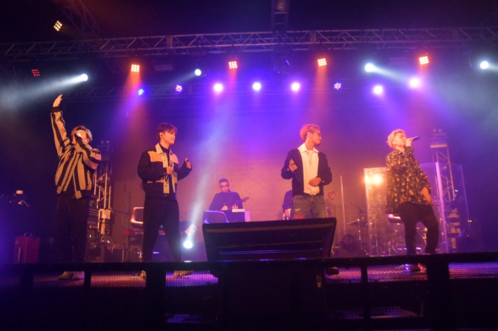 C AllStar兩度encore。