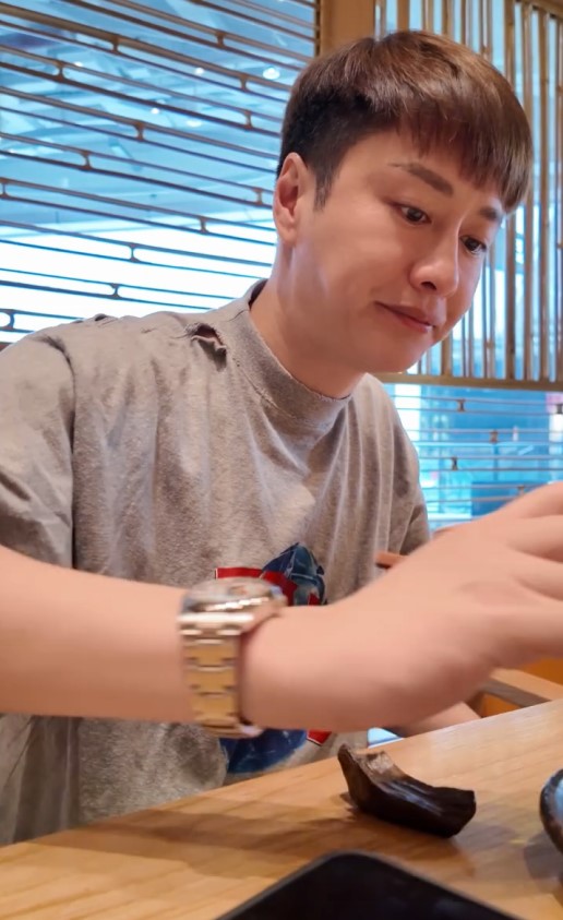 謝東閔身型仍見圓潤。 謝東閔身型仍見圓潤。