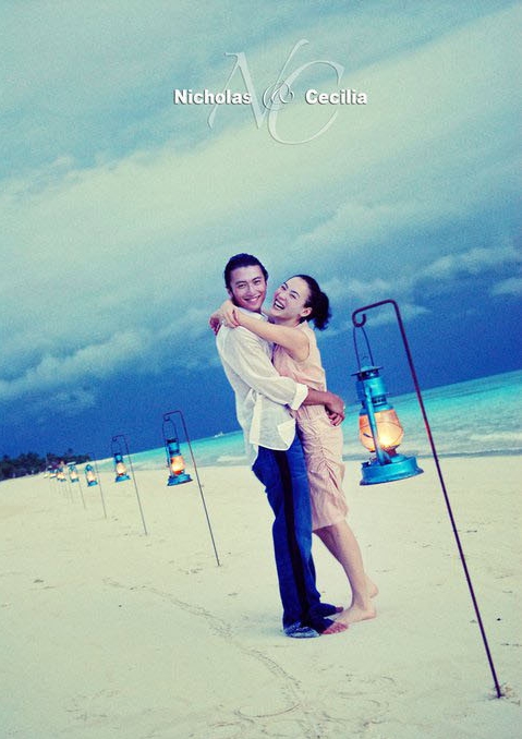 謝霆鋒在2006年9月與張栢芝在菲律賓秘婚。