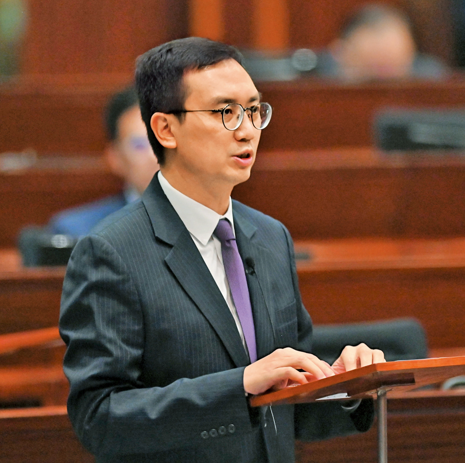 李鎮強稱港商未來不能再過分依賴歐美市場。