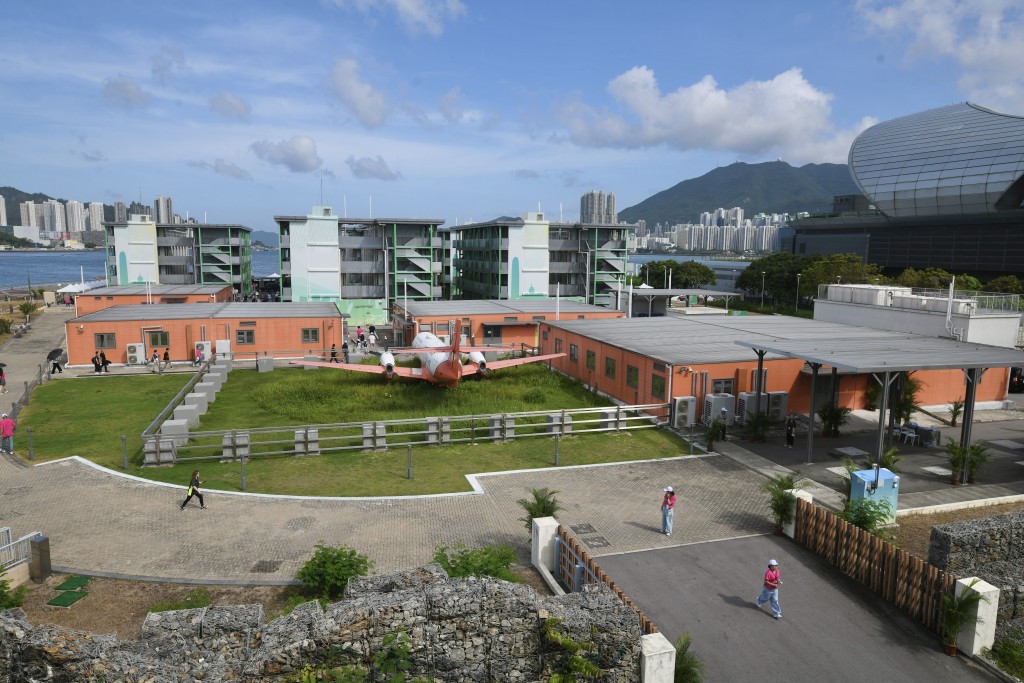 中央援建的啟德方艙將改建為青年發展設施。 中央援建的啟德方艙將改建為青年發展設施。